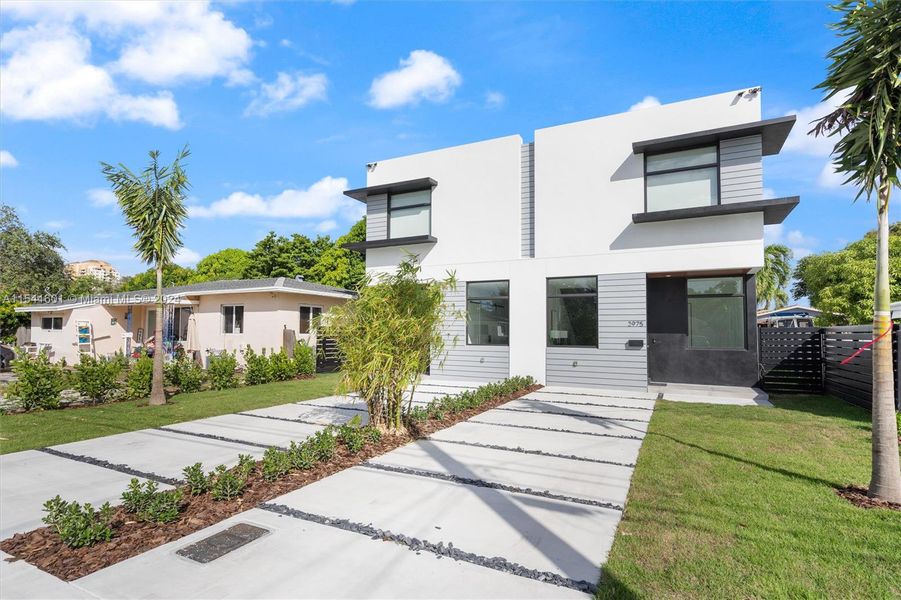 New construction Townhouse house 2977 Sw 23Rd Ter, Unit 2977, Miami, FL 33145 - photo