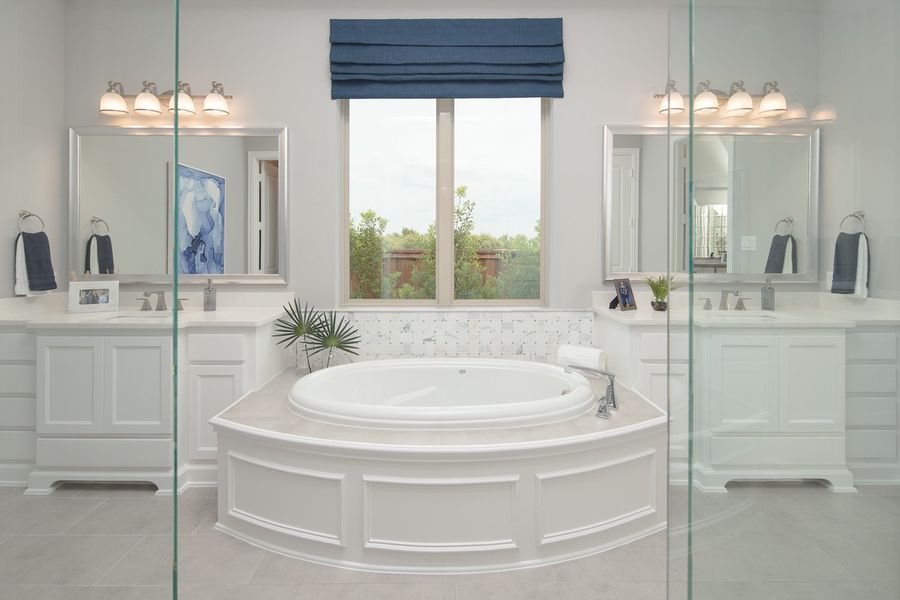 Plan 815 Primary Bath Representative Image