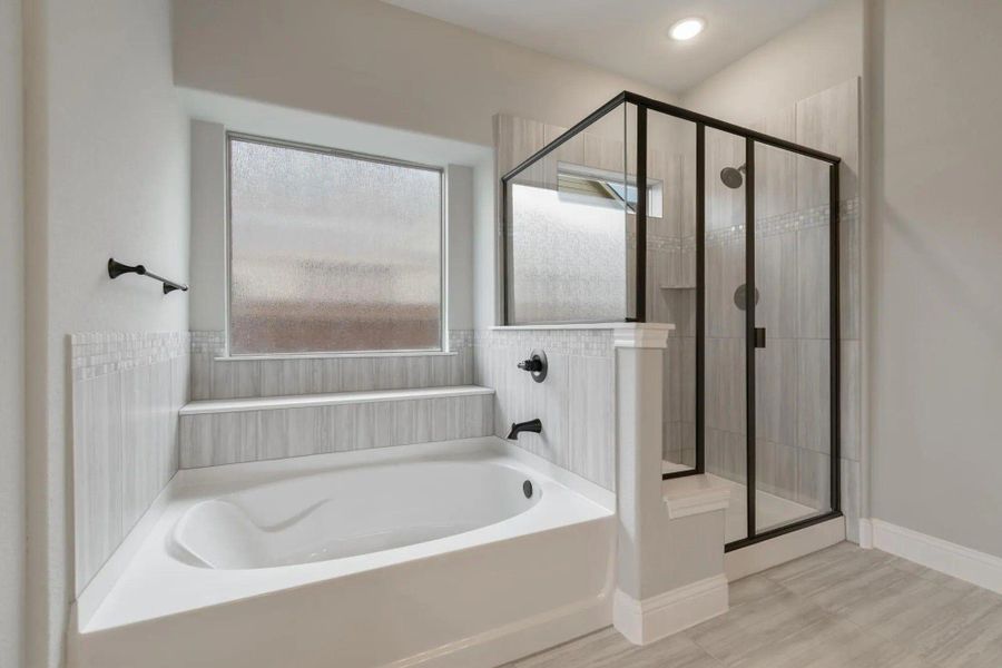 Primary Bathroom | Concept 3218 at Belle Meadows in Cleburne, TX by Landsea Homes