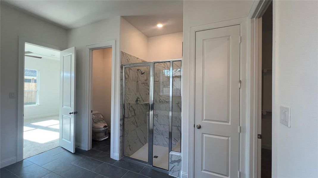 Mudset shower, lavatory, and linen closet