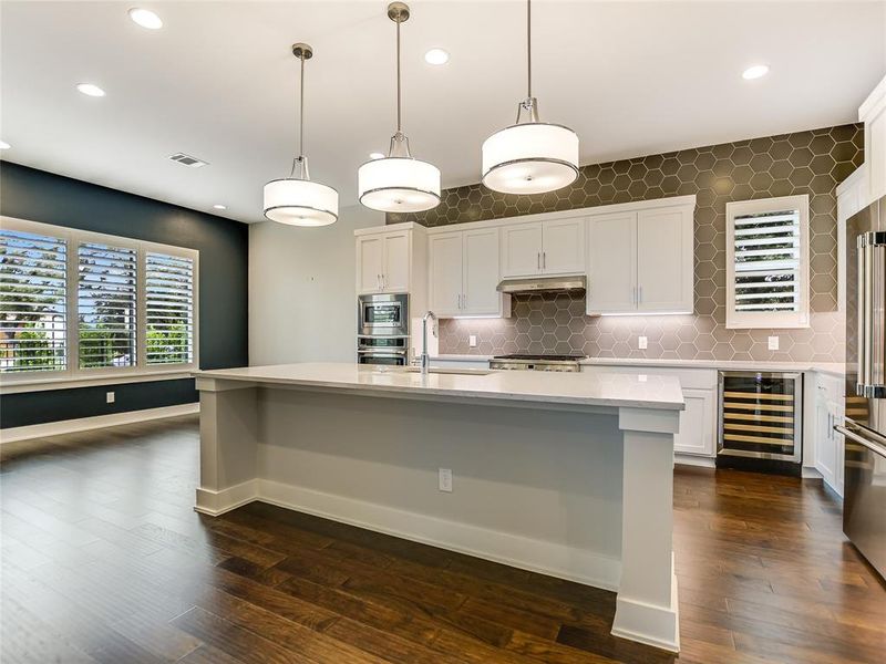 open kitchen, huge island