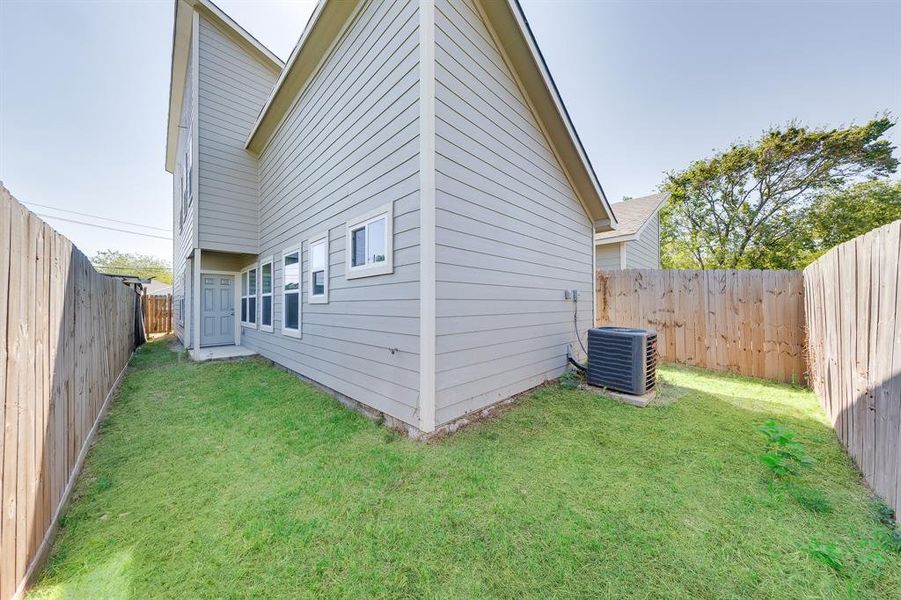 The fully fenced backyard offers privacy and security, making it an ideal space for outdoor activities, pets, and family gatherings. With the added peace of mind that comes with a secure enclosure, this backyard is perfect for both relaxation and recreation.