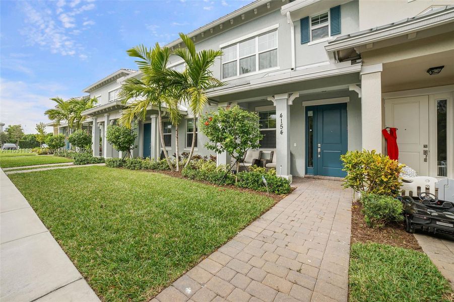 New construction Townhouse house 4154 Greenway Dr, Hollywood, FL 33021 - photo