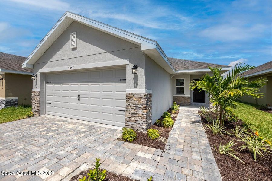 New construction Single-Family house 1075 Grantham Lane Se, Palm Bay, FL 32909 1415- photo