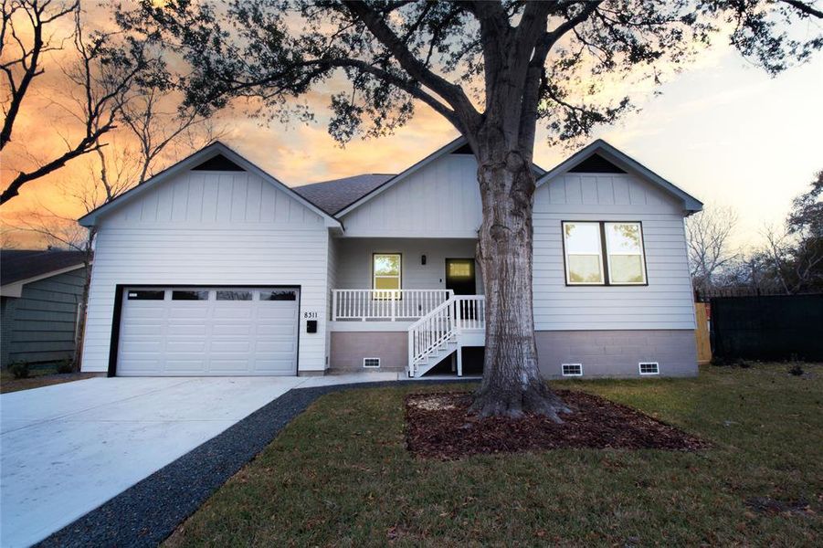 New construction Single-Family house 8311 Albacore Drive, Houston, TX 77074 - photo