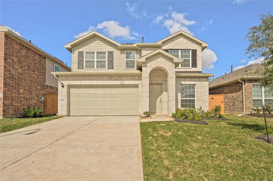New construction Single-Family house 32634 Harvest Valley Drive, Fulshear, TX 77423 The Bedford II- photo