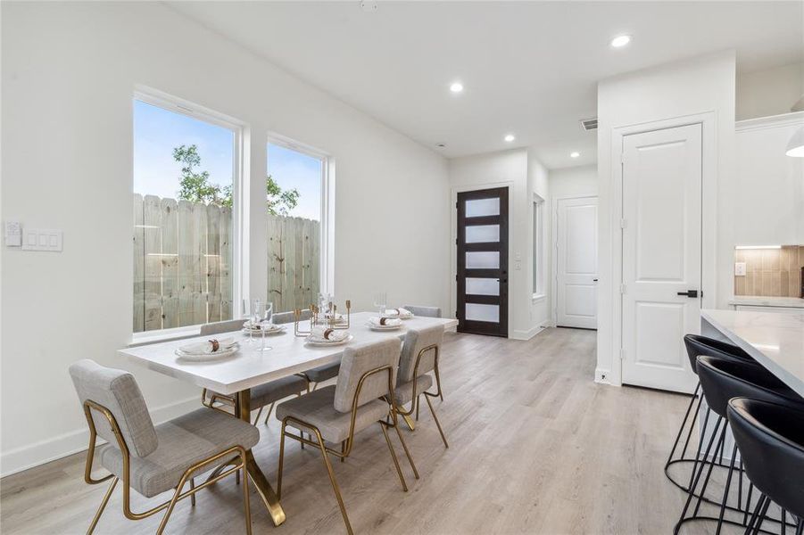 Enjoy a dining area designed to accommodate at least six people, making it perfect for entertaining guests. With ample space and a thoughtfully integrated layout, this area is ideal for hosting memorable gatherings and family dinners.