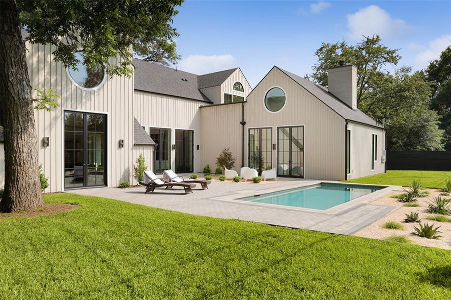 Welcome home to 6104 Bull Creek Rd in the heart of Austin