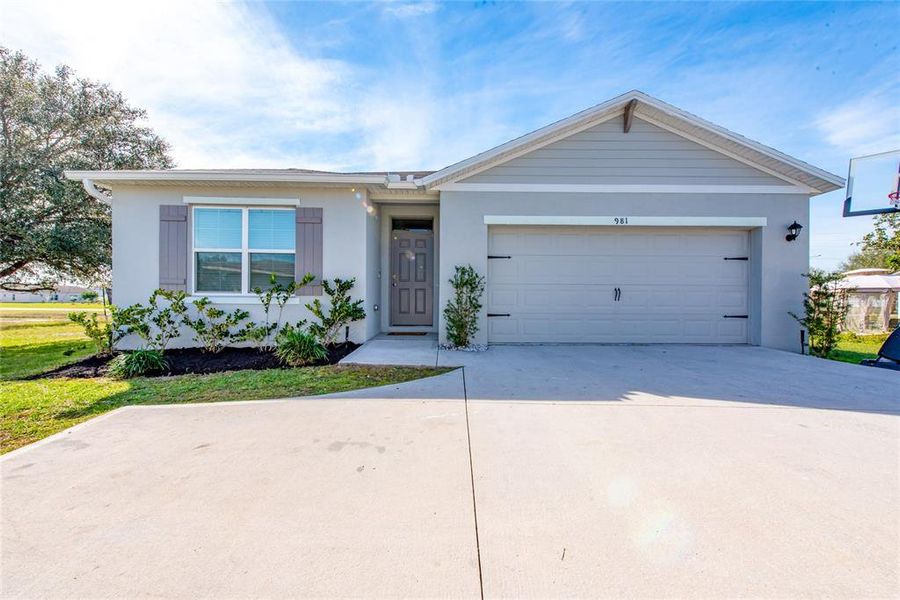 New construction Single-Family house 981 Alsace Drive, Kissimmee, FL 34759 - photo