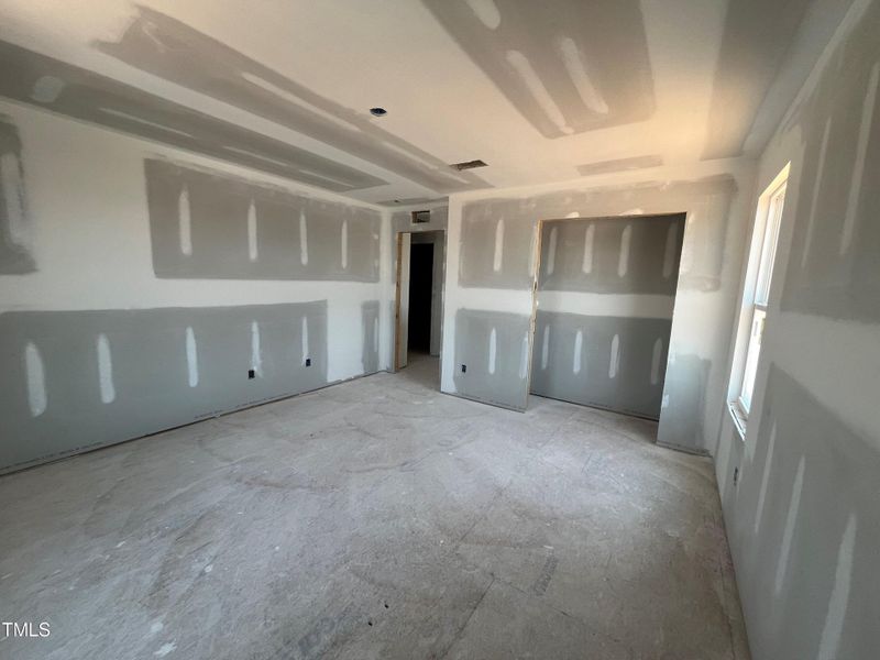 25 bed 4 out drywall