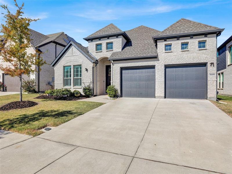 Charming facade and curb appeal!