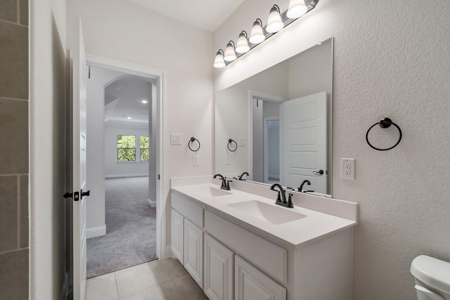 Bathroom | Concept 2972 at Lovers Landing in Forney, TX by Landsea Homes