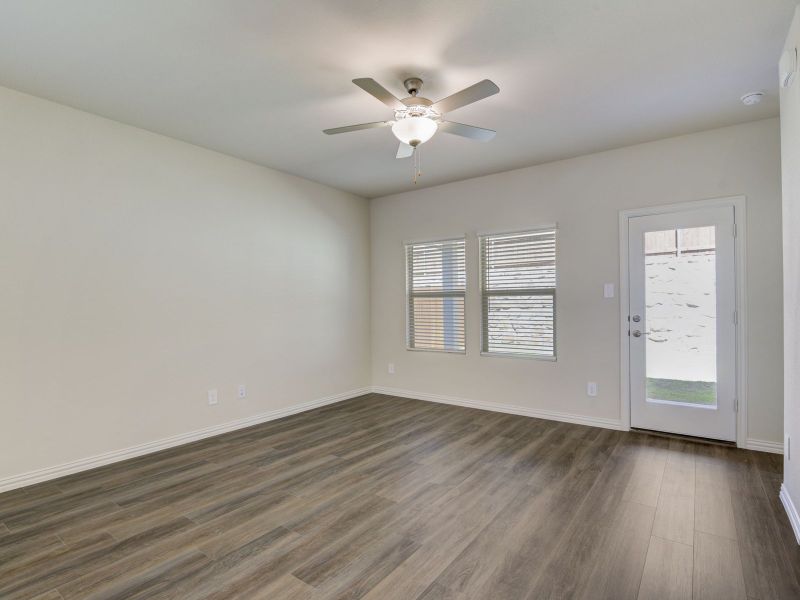 The Carlsbad floorplan with the Distinct 1 interior package.