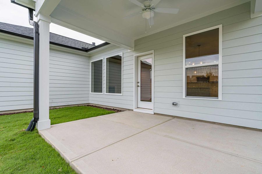 The Edgemont - Covered Porch