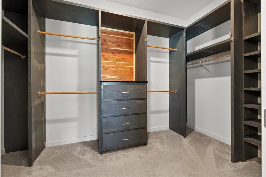 Walk-in closet