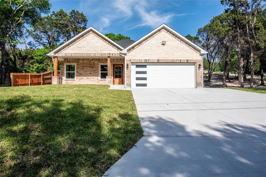 New construction Single-Family house 1302 Jungle Drive, Duncanville, TX 75116 - photo