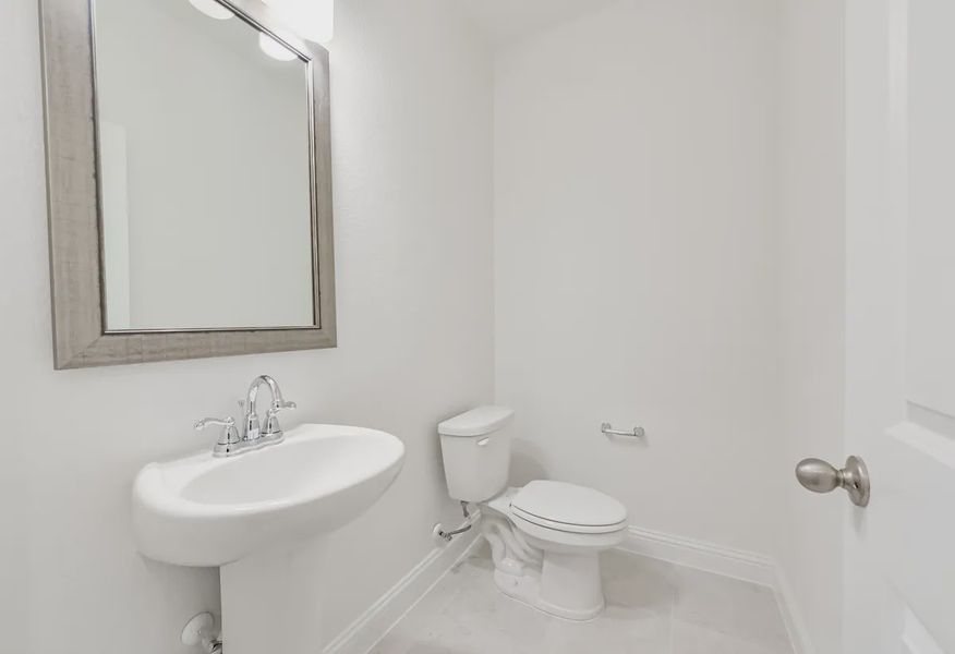 Plan 4529 powder room - 12 of 17