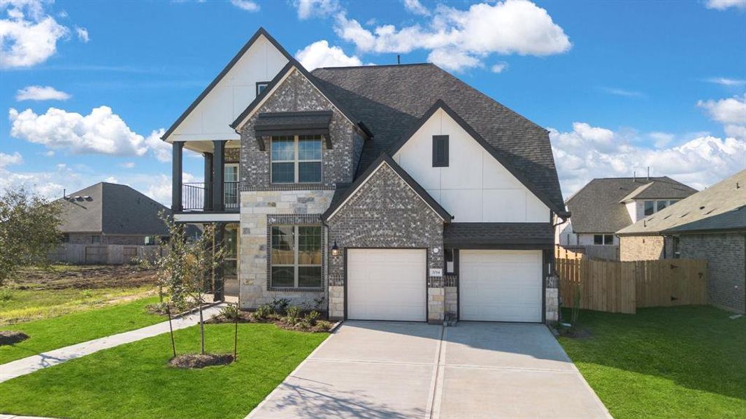 Welcome home to 2014 Fossil Ridge Drive  located in the community of StoneCreek Estates zoned to Lamar CISD.