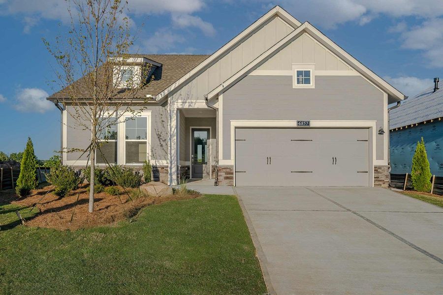 New construction Single-Family house The Rutledge, 6828 Bungalow Road, Flowery Branch, GA 30542 - photo