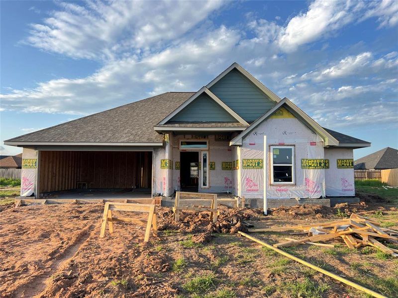 New construction Single-Family house 321 Yorktown Avenue, Clute, TX 77531 - photo