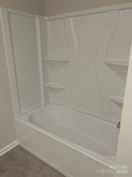 Secondary Tub/Shower