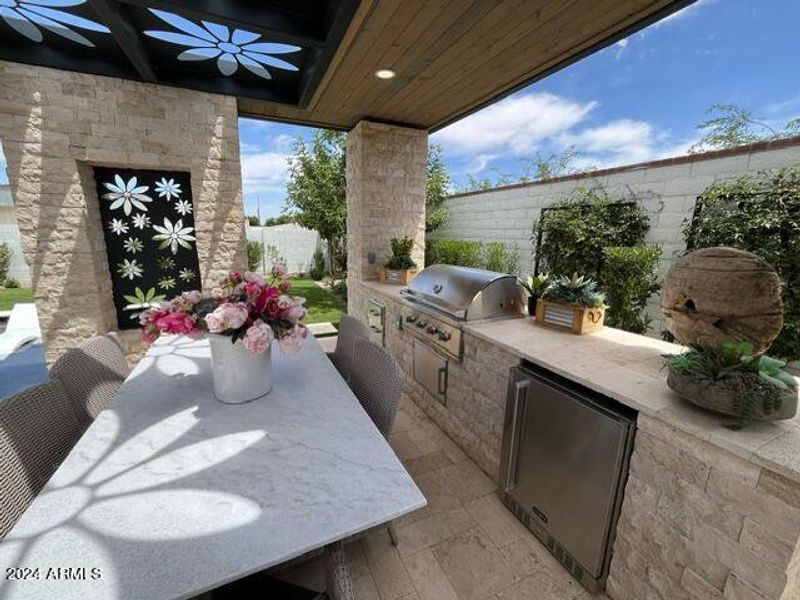 outdoor kitch