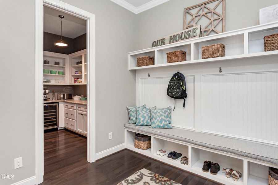 18 bCrawford by HHHunt Homes Mudroom