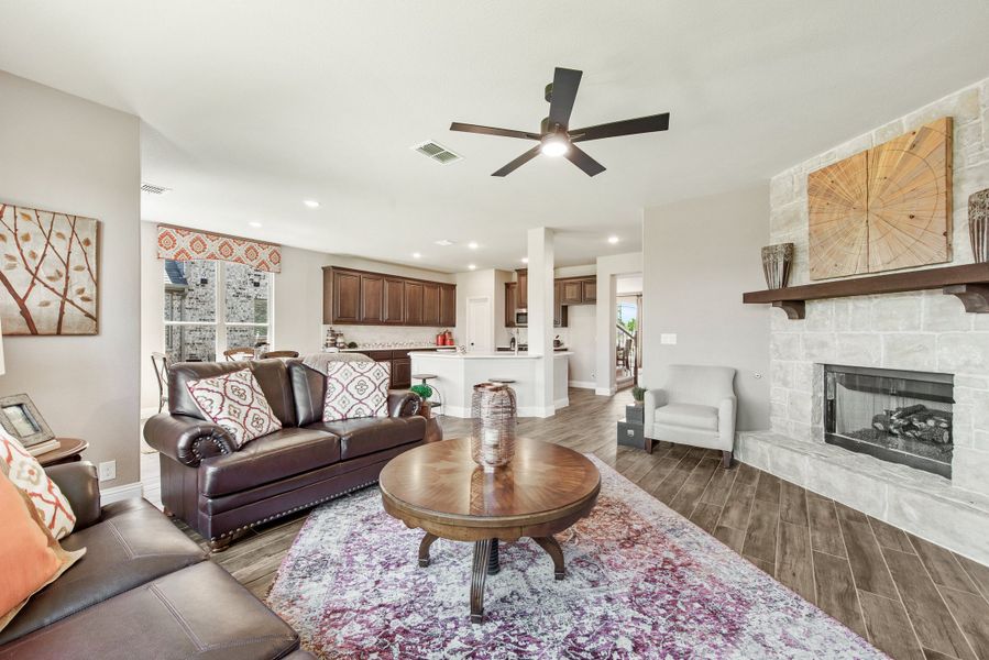4br New Home in Providence Village, TX