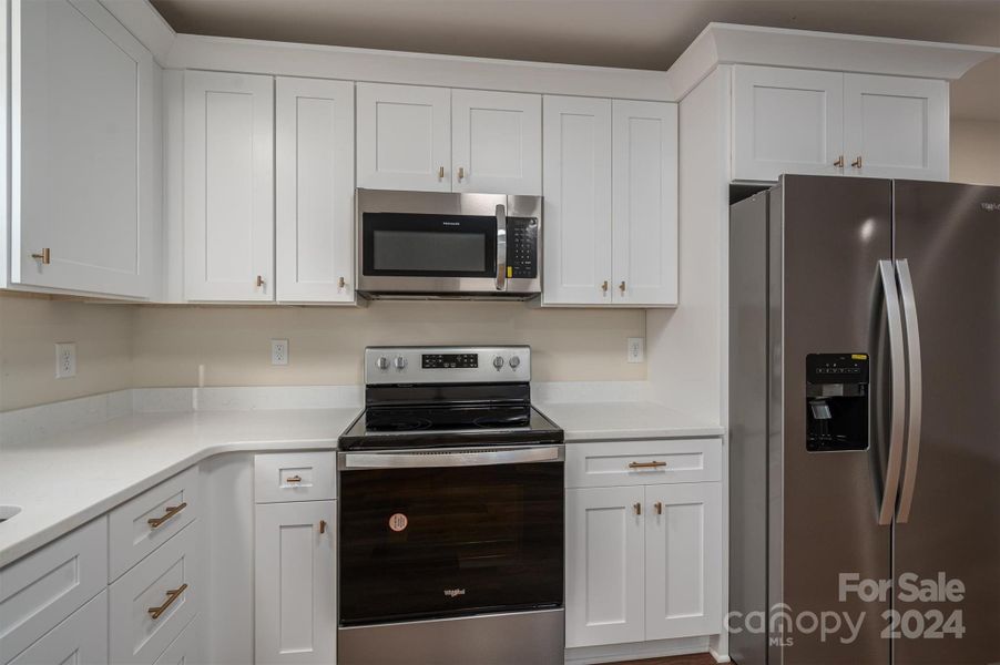 White Shaker Cabinets