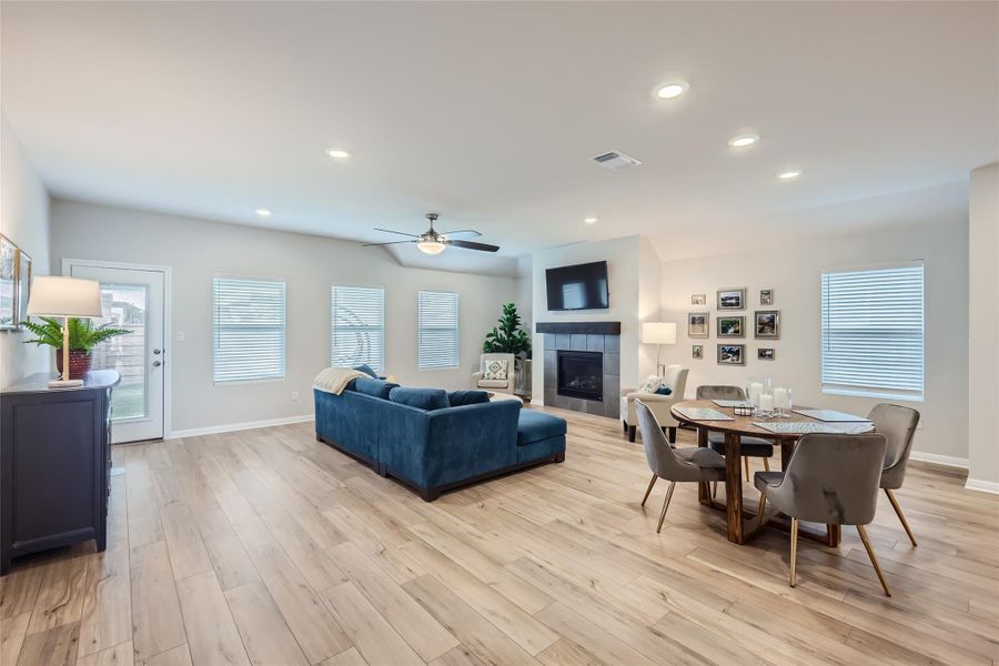 Take in the beautiful, luxury flooring with the perfect blend of warm colors and modern light grays. These gorgeous floors carry all through the house!  Luxury abounds!