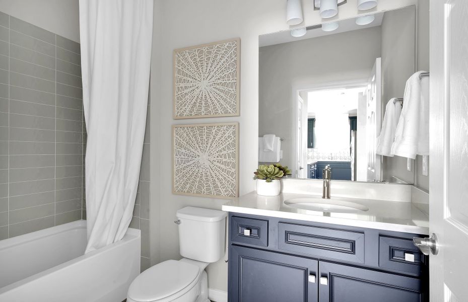 Ellenwood | Guest Bathroom