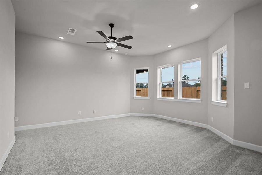 EXAMPLE PHOTO: Beautiful bay window at Master bedroom compliments this room!