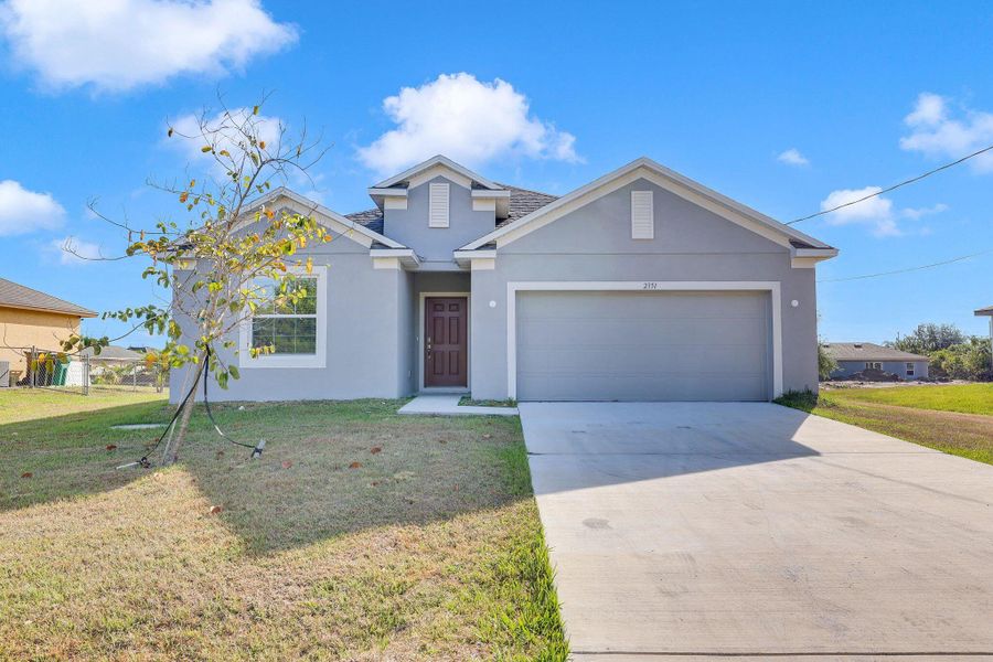 New construction Single-Family house 2351 Sw Halissee Street, Port St. Lucie, FL 34953 - photo