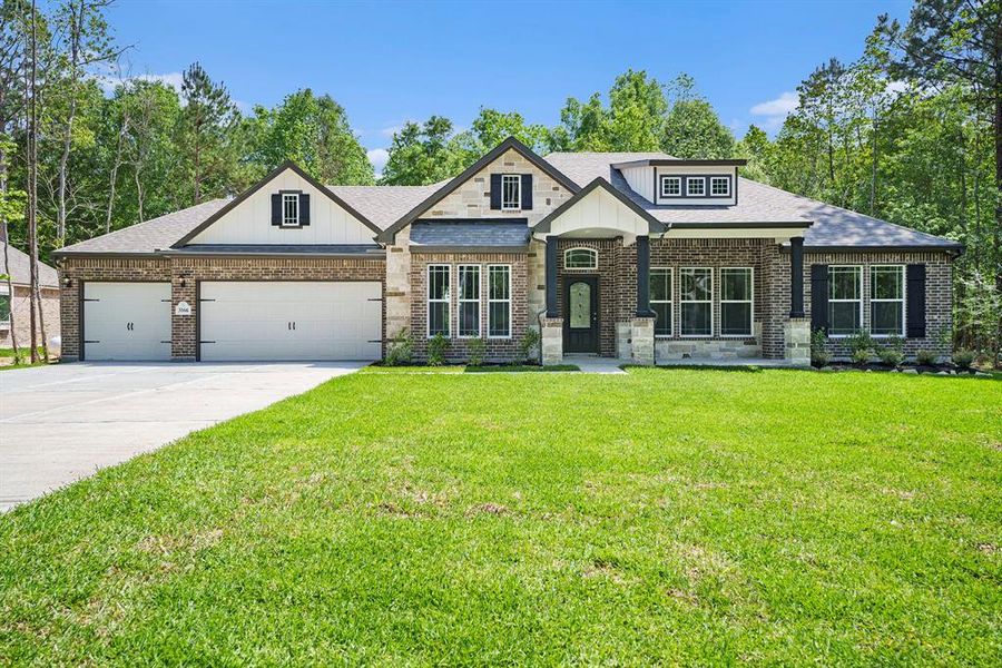 Gorgeous Brand New Home! Pictures are a representation of Dallas Plan. Actual colors and selections may vary! Hurry, Call today.. this one will go quick!