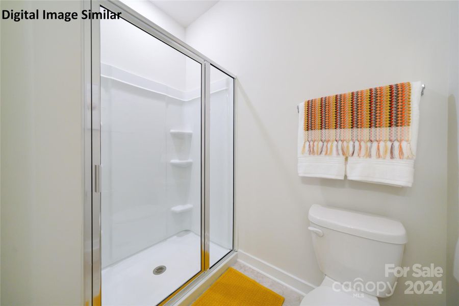 Digital Image Similar: Full Guest Bath