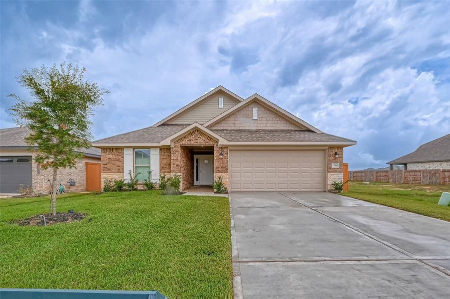 New construction Single-Family house 13205 Lago Acero Lane, Texas City, TX 77568 1635-3- photo