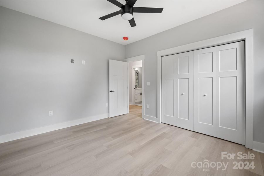 Entry foyer - showing Living room entrance