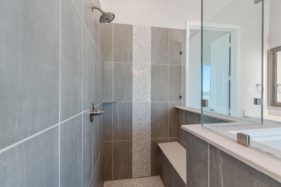 Primary Bathroom | Concept 2406 at Hidden Creek Estates in Van Alstyne, TX by Landsea Homes