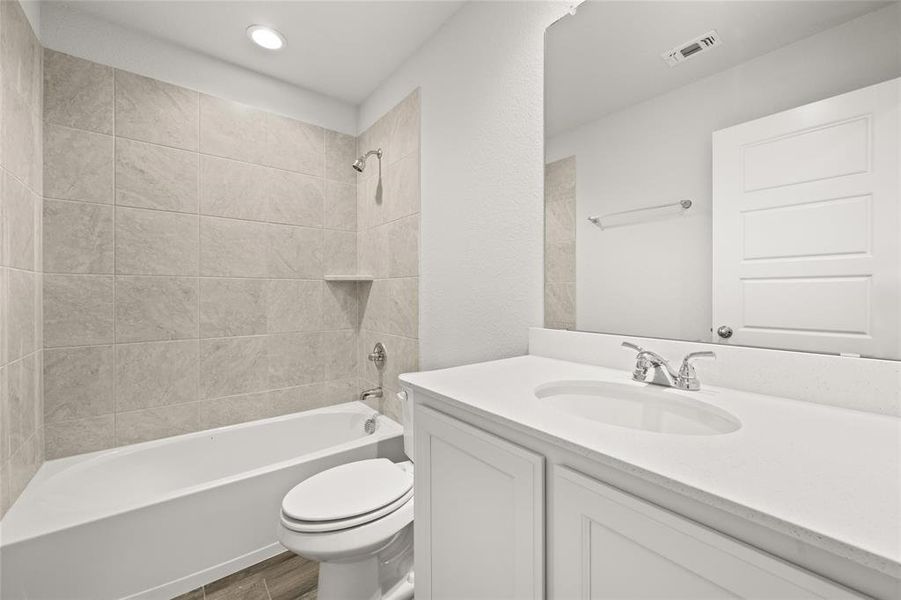 6072 Bursey Bathroom1