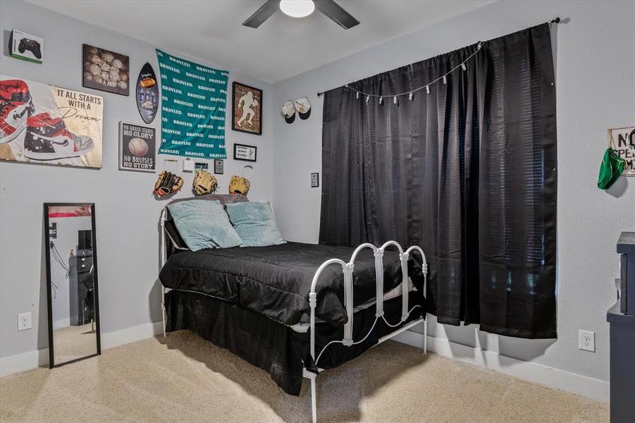 Bedroom with ceiling fan