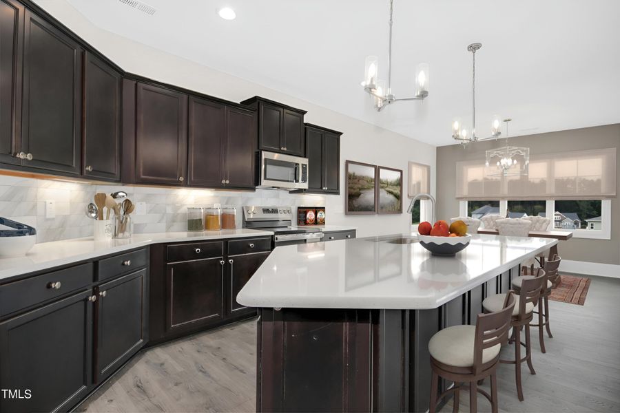 Kitchen (virtual staging)