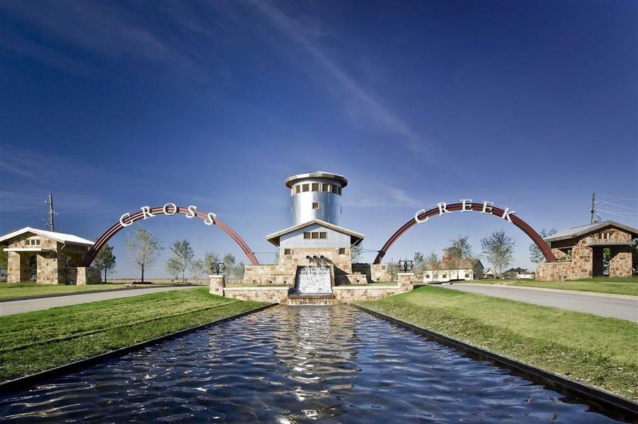 Stunning main entrance of Cross Creek Ranch!