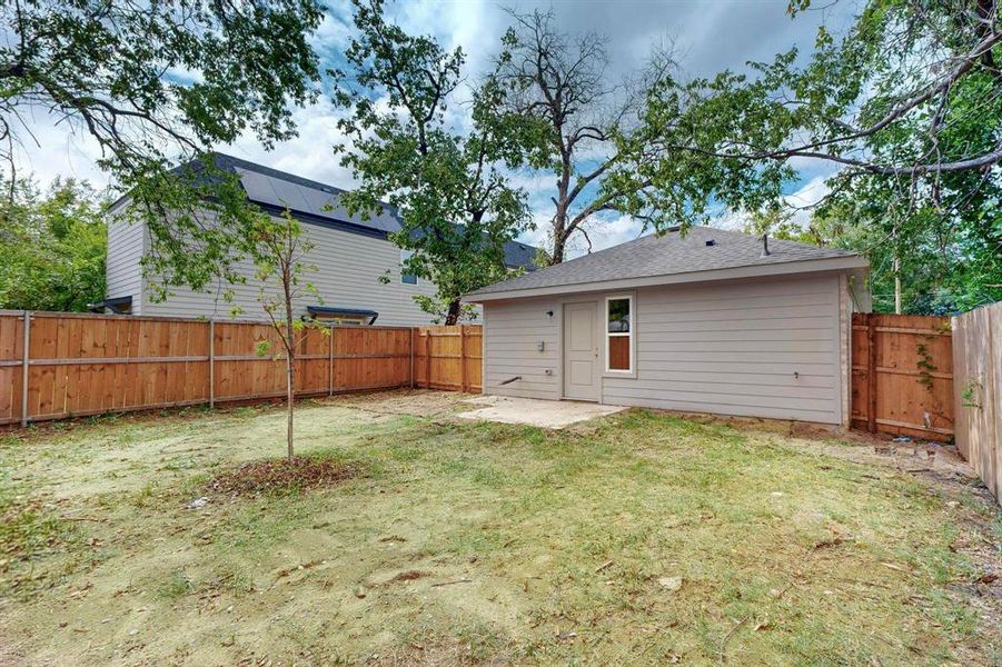 View of yard with a patio area