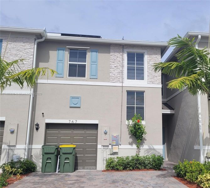 New construction Townhouse house 767 Southeast 18th Street, Florida City, FL 33034 - photo