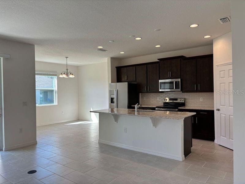 Kitchen / Dining Area