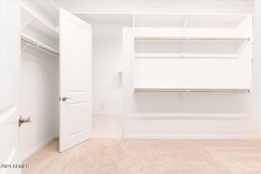 Walk-in Closet