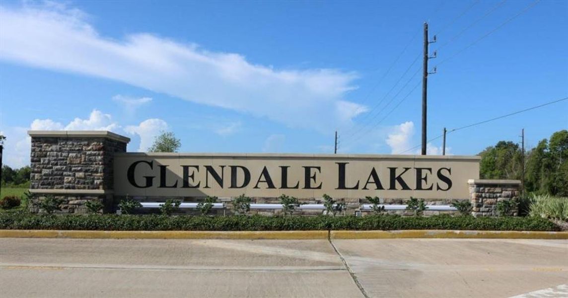 Welcome to Glendale Lakes, a serene community offering a peaceful lifestyle with easy access to modern amenities. The beautifully maintained entrance sets the tone for this desirable neighborhood. Enjoy the convenience of nearby parks, shopping, and dining options, all within a short drive from your new home. **This image is from another Saratoga Home with similar floor plan and finishes, not the Sparrow floorplan.**