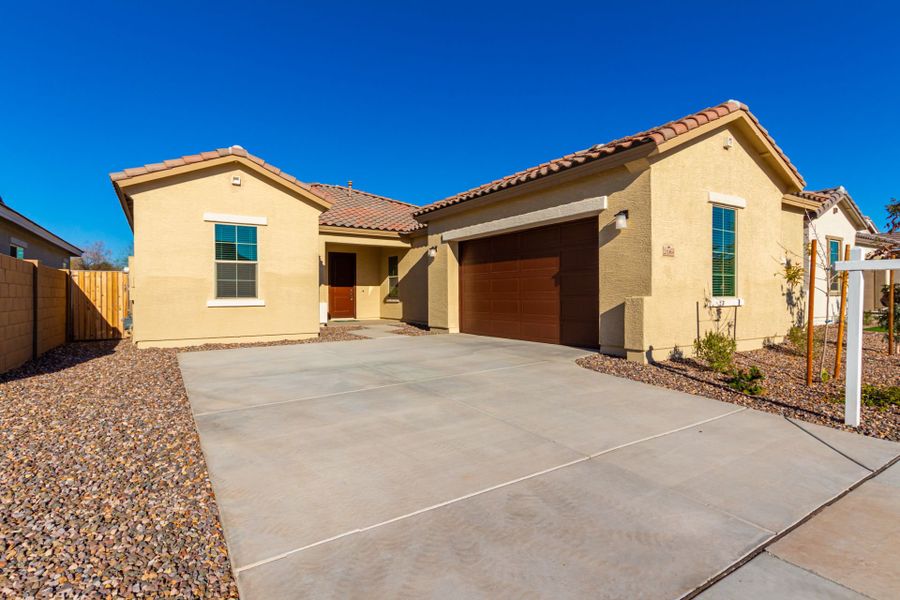 New construction Single-Family house San Tan, 23440 South 210th Street, Queen Creek, AZ 85142 - photo