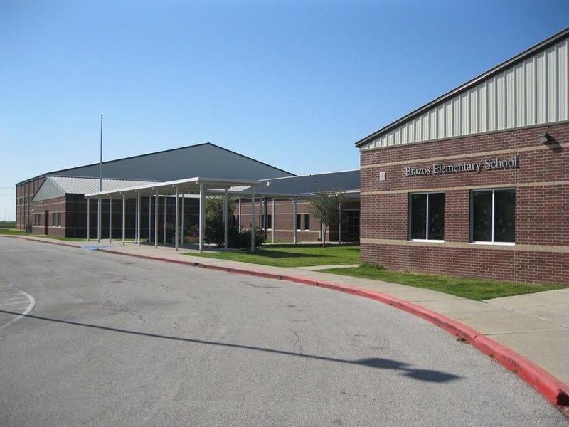 Oustanding Brazos Elementary School within Close Proximity