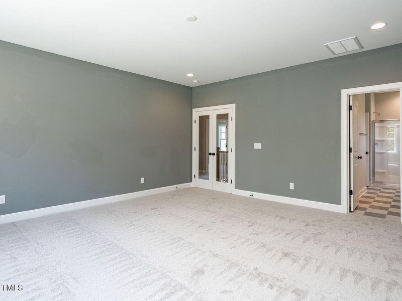 033-1280x960-bonus-room